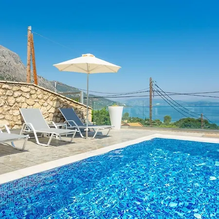 Akti Barbati Tria Pyrgi (Corfu)