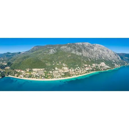 Akti Barbati Tria Vila *