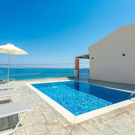 Akti Barbati Tria Vila Pyrgi (Corfu)